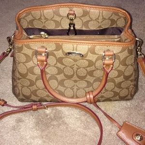 Coach purse. Never used.